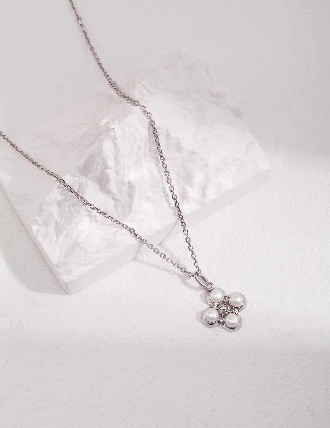 STERLING SILVER PEARL PENDANT
