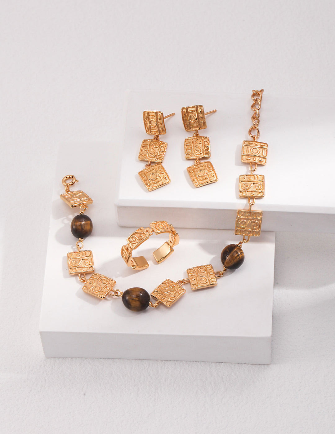 STERLING SILVER TIGER EYE SQUARE COIN BRACELET