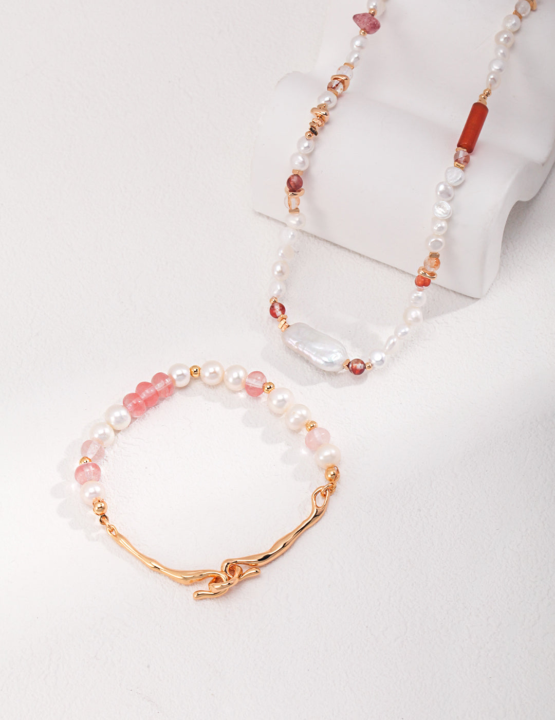 STERLING SILVER NATURAL PEARL STRAWBERRY CRYSTAL GRAVEL NECKLACE