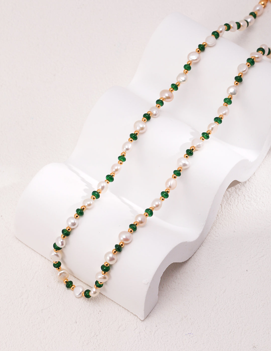 NATURAL PEARL SYNTHETIC EMERALD NECKLACE